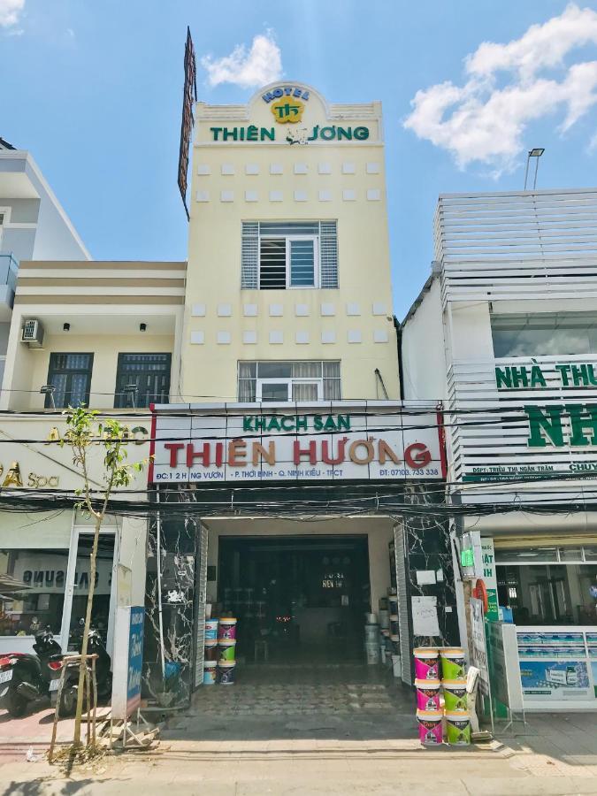 Oyo 1148 Thien Huong Hotel 芹苴 外观 照片